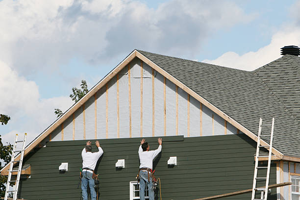 Professional Siding Replacement technician working in North Canton, OH